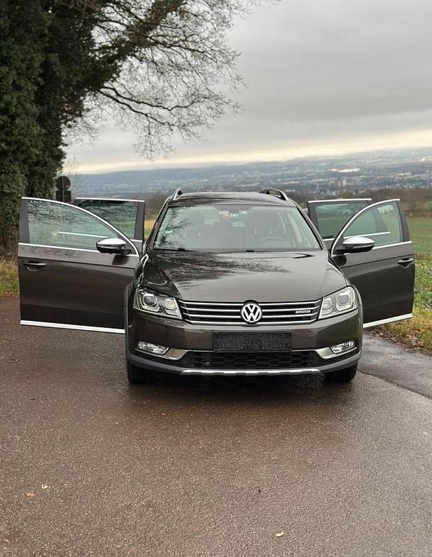 Gebraucht VW Passat Alltrack 177 PS (130 kW) 2014 Braun Kombi
