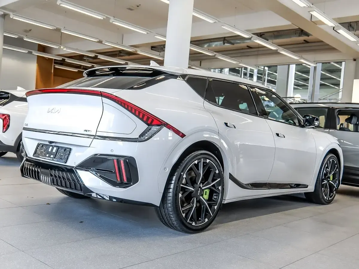 Neu Kia EV6 GT 447 kW (609 PS) 2026 Weiß SUV