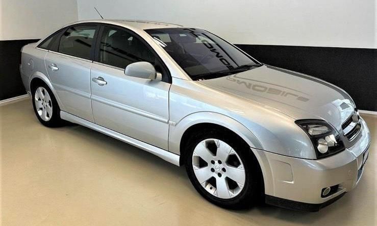 Silber Gebraucht 2003 Opel Vectra GTS Limousine | 1.490 € - Bild 1/4