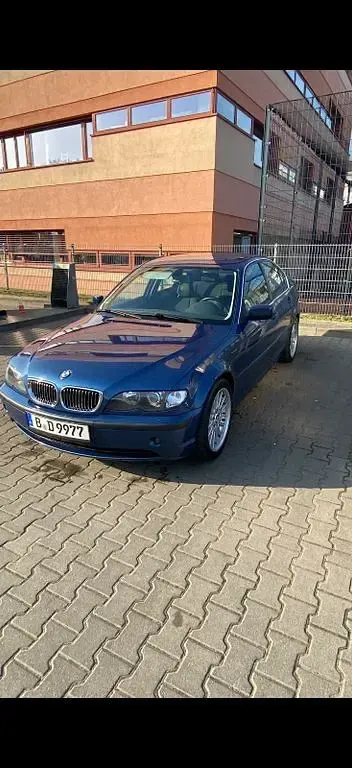 Gebraucht BMW 330 184 PS (135 kW) 2002 Blau Limousine