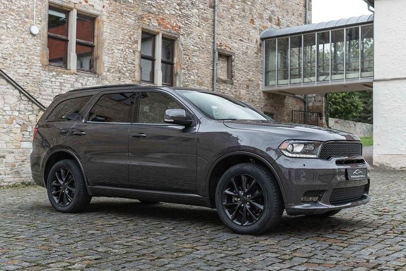 Grau Gebraucht 2017 Dodge Durango SUV | 27.900 € (Guter Preis) - Bild 1/4