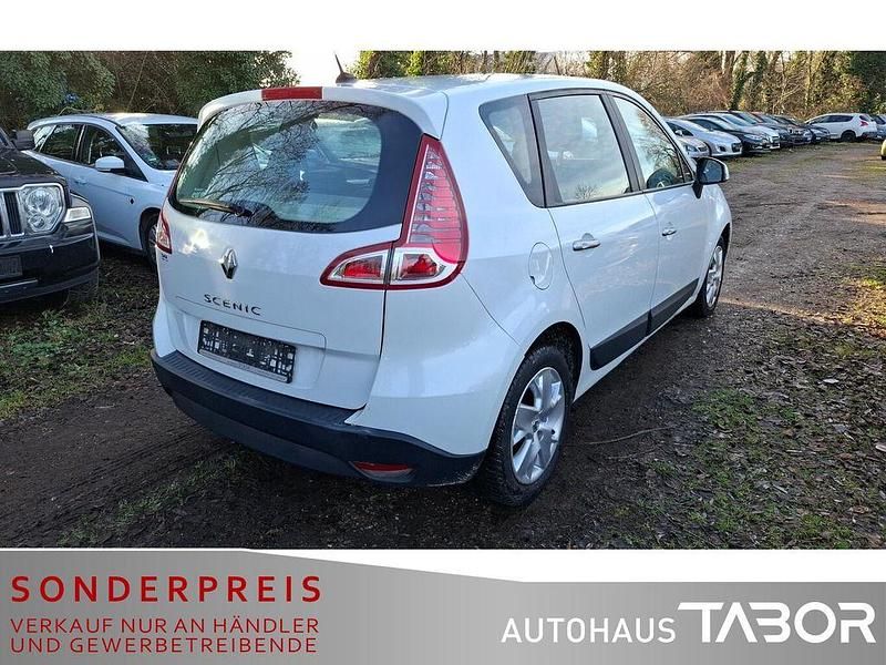 Gebraucht Renault Scénic III 110 PS (80 kW) 2011 Weiss "nacre" Van / Kleinbus