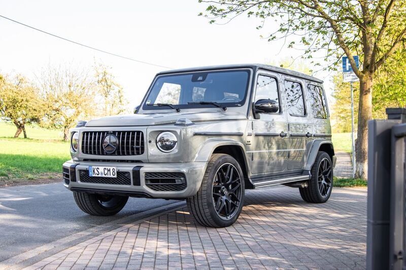 Grau Gebraucht 2023 Mercedes G63 AMG AMG SUV | 169.980 € - Bild 1/4