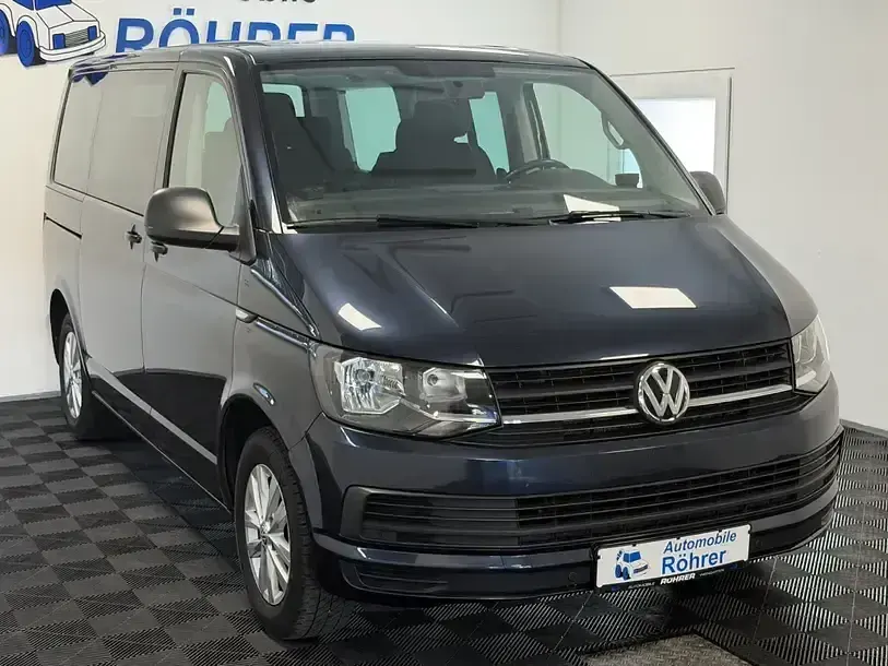 Używany VW Multivan 2016 Niebieski Minivan