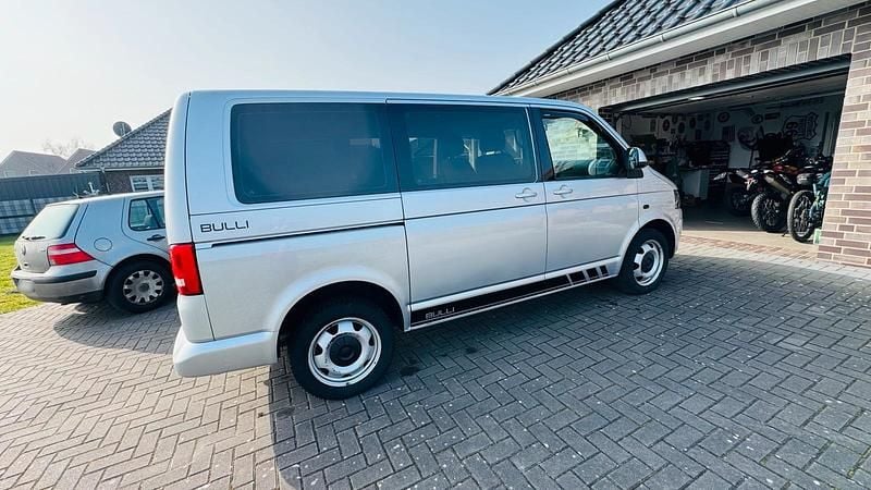Gebraucht VW T5 140 PS (102 kW) 2014 Silber Van