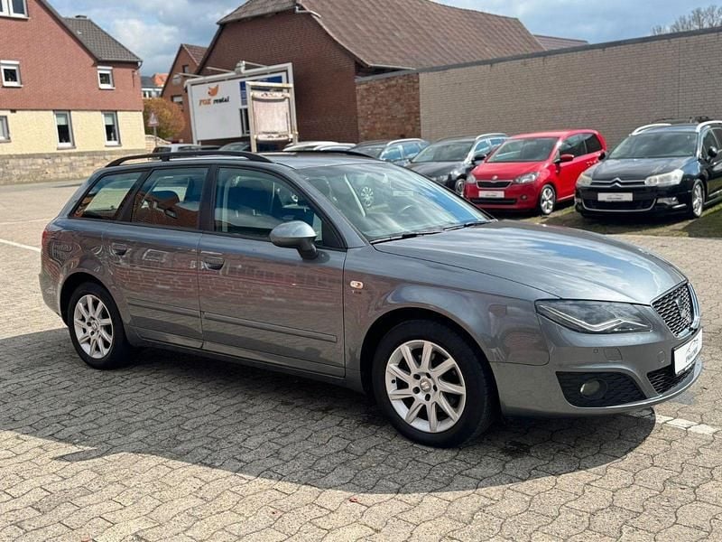 Gebraucht Seat Exeo Style 143 PS (105 kW) 2012 Grau Kombi
