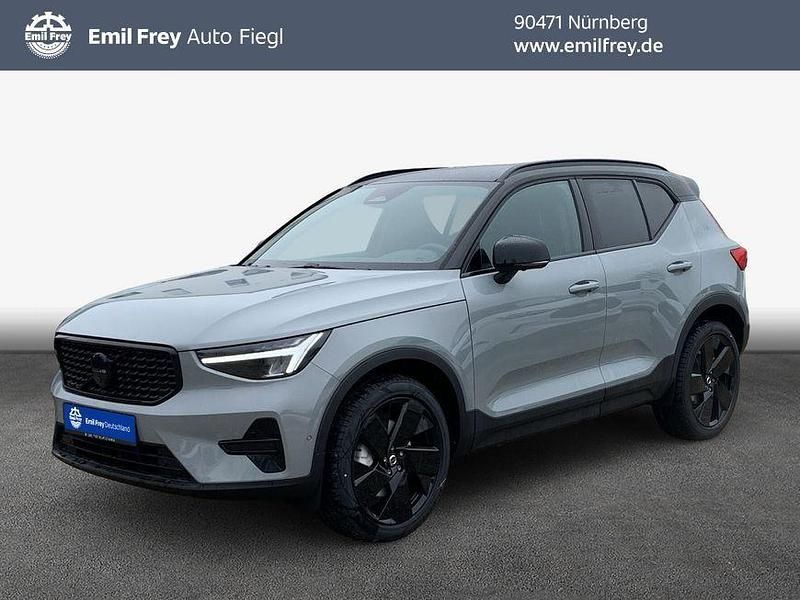 Neu Volvo XC40 Plus 197 PS (144 kW) 2026 Weiß SUV