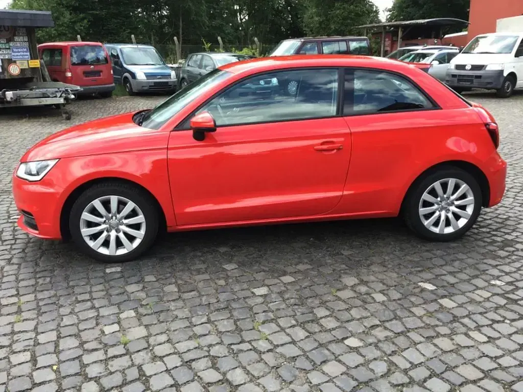 Gebraucht Audi A1 Design 125 PS (91 kW) 2017 Rot Kleinwagen