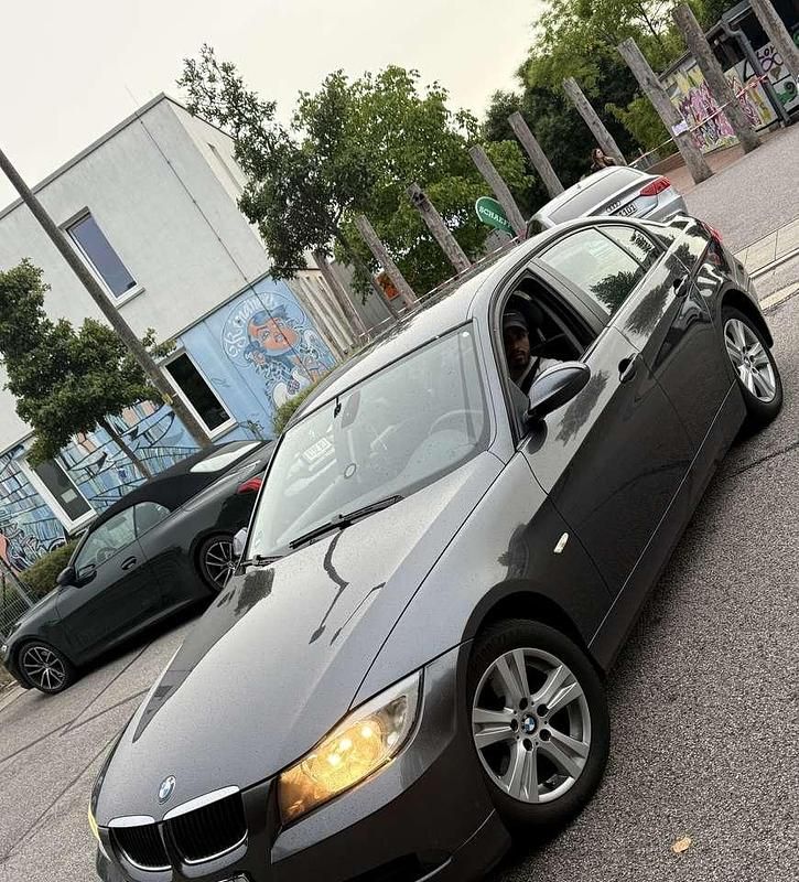 Gebraucht BMW 318 143 PS (105 kW) 2008 Limousine