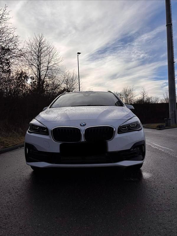 Gebraucht BMW 220 192 PS (141 kW) 2019 Weiß Kombi