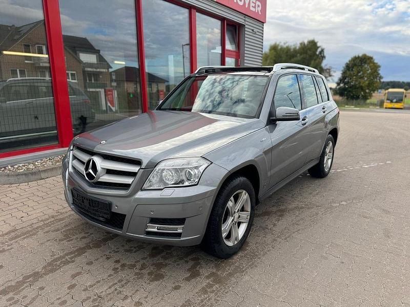 Grau Gebraucht 2010 Mercedes GLK250 SUV | 6.699 € (Fairer Preis) - Bild 1/4