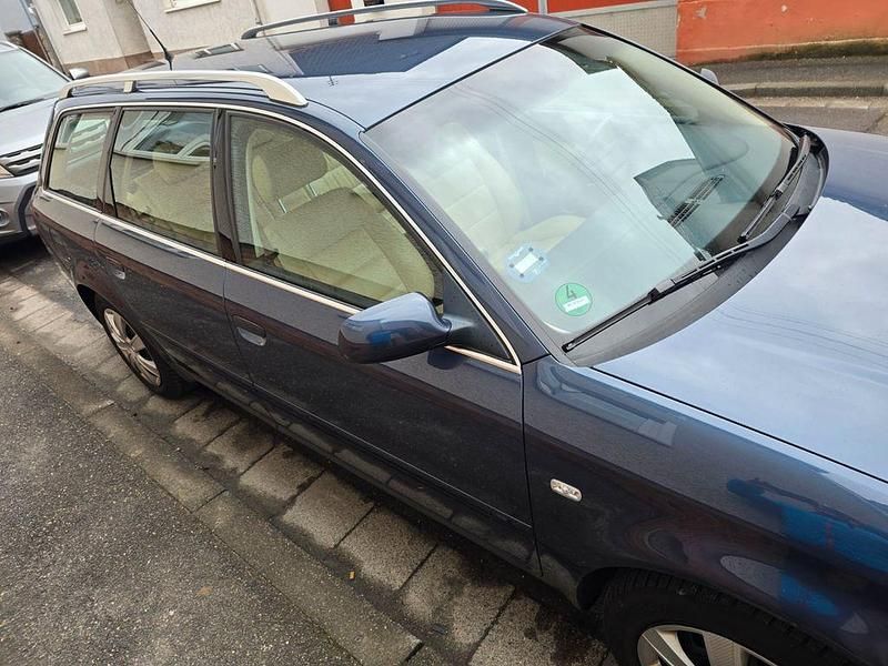 Gebraucht Audi A6 170 PS (125 kW) 2001 Blau Kombi