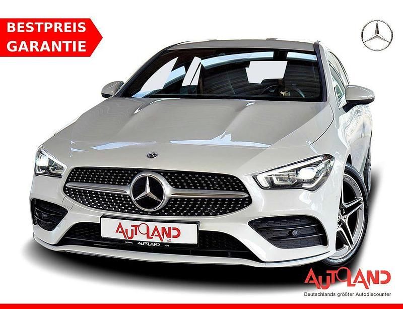 Weiß Gebraucht 2019 Mercedes CLA200 AMG line Limousine | 27.950 € (Guter Preis) - Bild 1/4