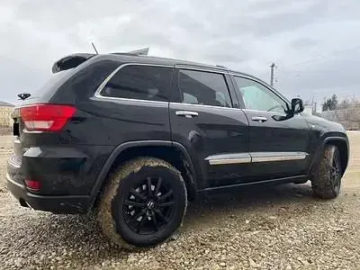 Gebraucht Jeep Grand Cherokee Overland 241 PS (177 kW) 2012 Schwarz SUV