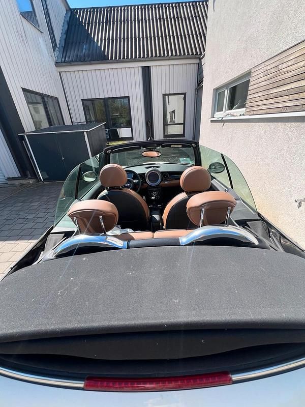 Gebraucht Mini Cooper S Cabriolet 184 PS (135 kW) 2015 Beige Cabrio