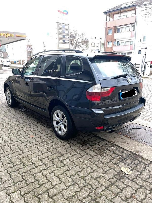 Gebraucht BMW X3 177 PS (130 kW) 2010 Schwarz SUV