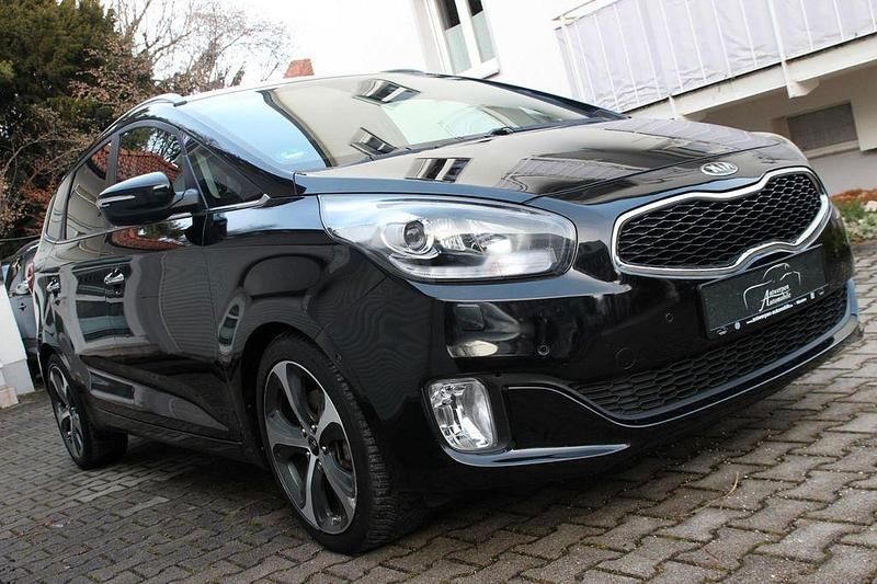 Gebraucht Kia Carens Spirit 136 PS (100 kW) 2015 Schwarz Van / Kleinbus