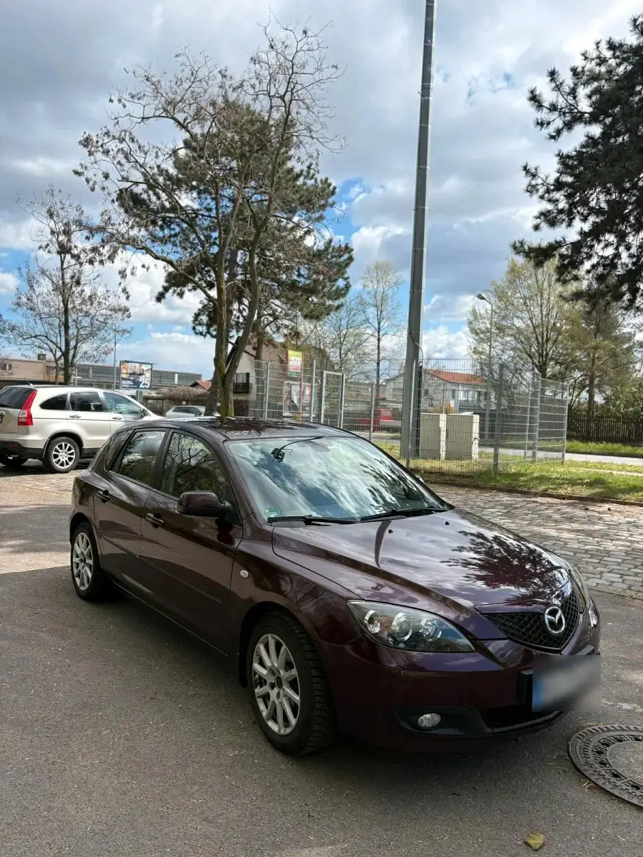 Gebraucht Mazda 3 100 PS (73 kW) 2007 Violet Kleinwagen