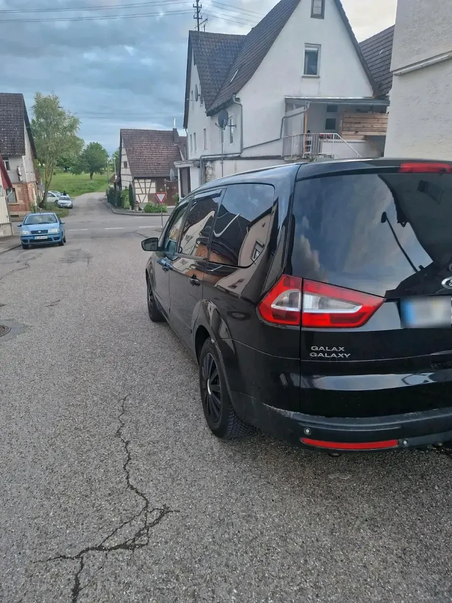 Gebraucht Ford Galaxy 140 PS (102 kW) 2008 Schwarz Van / Kleinbus