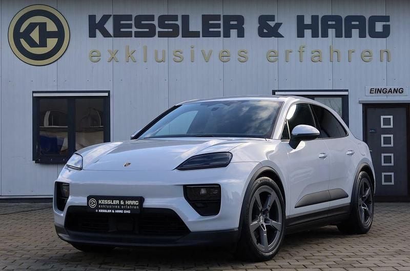 Gebraucht Porsche Macan 300 kW (408 PS) 2024 Eisgraumetallic SUV