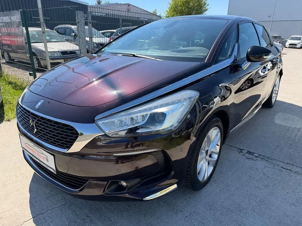 Gebraucht DS Automobiles DS5 150 PS (110 kW) 2016 Violett Kleinwagen