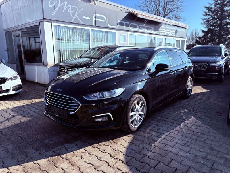 Schwarz Gebraucht 2022 Ford Mondeo Titanium Limousine | 14.990 € (Guter Preis) - Bild 1/4