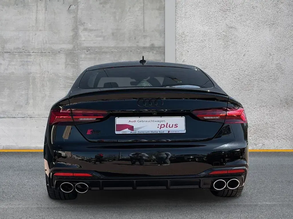 Gebraucht Audi S5 Sportback Comfort 341 PS (250 kW) 2021 Mythosschwarz metallic Kleinwagen