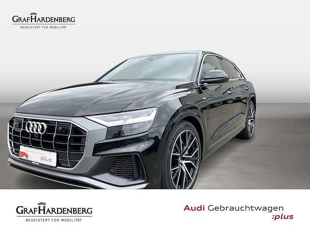 Mythosschwarz metallic Gebraucht 2022 Audi Q8 Ambiente SUV | 54.610 € (Superpreis) - Bild 1/4