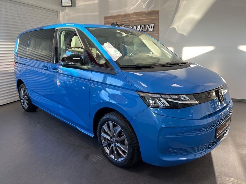 Medium blue metallic Gebraucht 2022 VW T7 Van | 47.990 € (Etwas zu teuer) - Bild 1/4