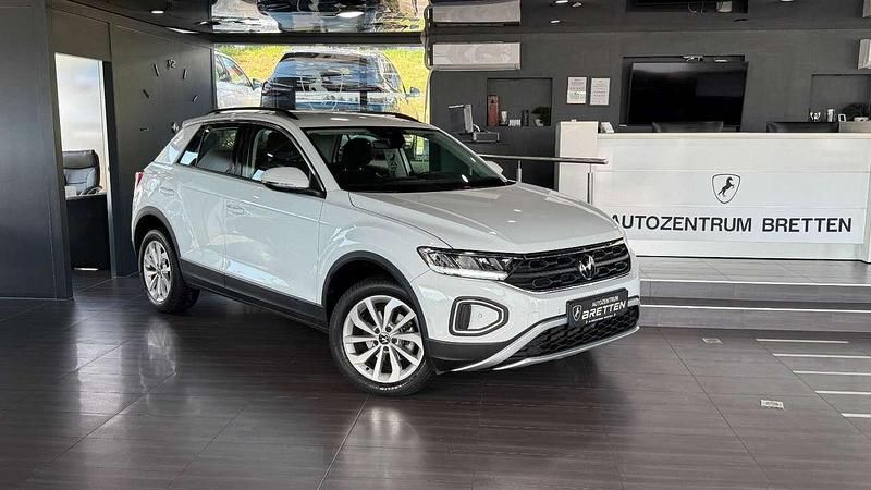 Weiß Gebraucht 2022 VW T-Roc Life SUV | 25.900 € (Guter Preis) - Bild 1/3