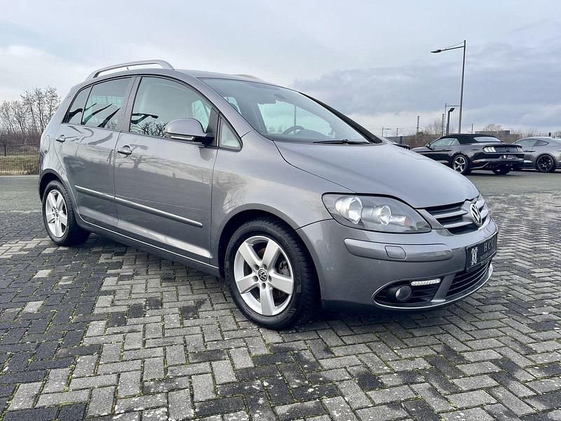 Gebraucht VW Golf V United 122 PS (89 kW) 2008 Grau (grau (silber/grau)) Kleinwagen