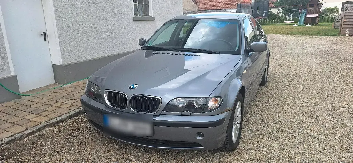 Gebraucht BMW 318 Lifestyle 143 PS (105 kW) 2004 Grau Limousine