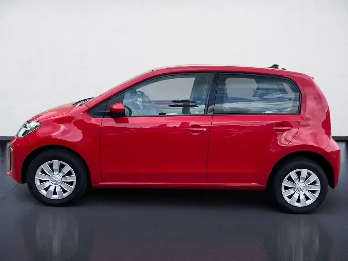 Używany VW e-up! Move 61 kW (83 KM) 2021 Czerwony Hatchback