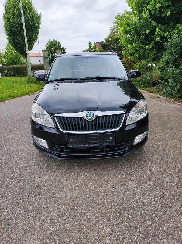 Gebraucht Skoda Fabia 90 PS (66 kW) 2012 Schwarz Kombi