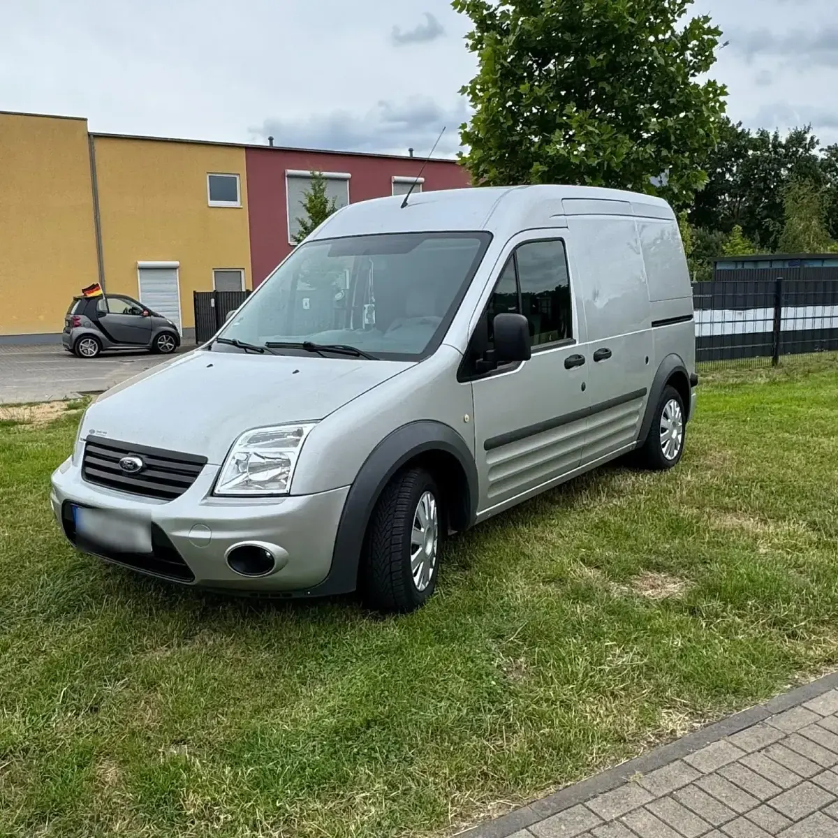Gebraucht Ford Transit Connect 90 PS (66 kW) 2010 Silber Van / Kleinbus