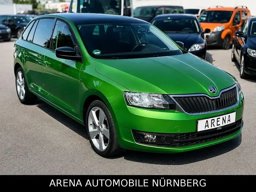 Gebraucht Skoda Rapid Style 86 PS (63 kW) 2015 Grün Kleinwagen