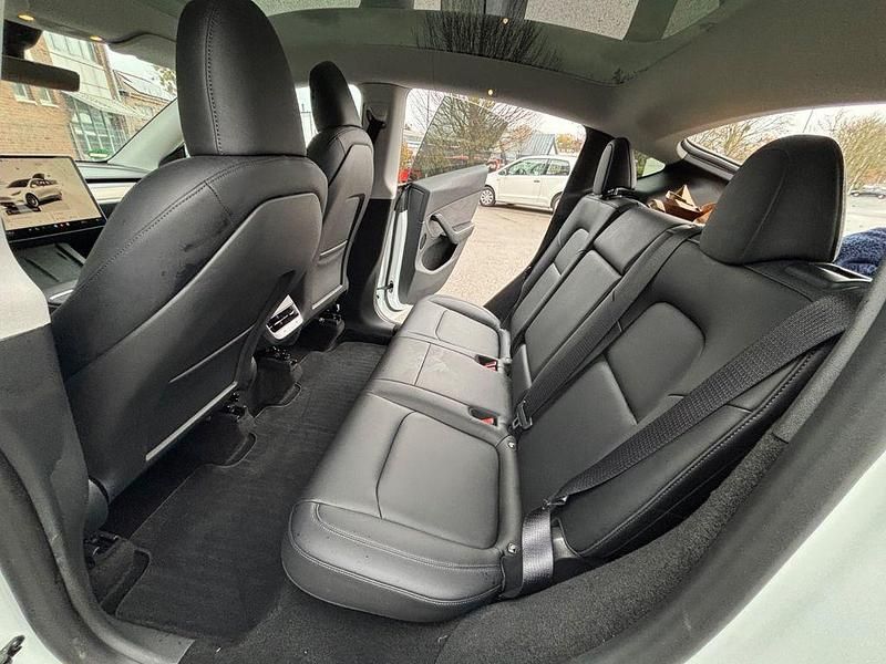 Gebraucht Tesla Model Y 378 kW (514 PS) 2024 Weiß SUV