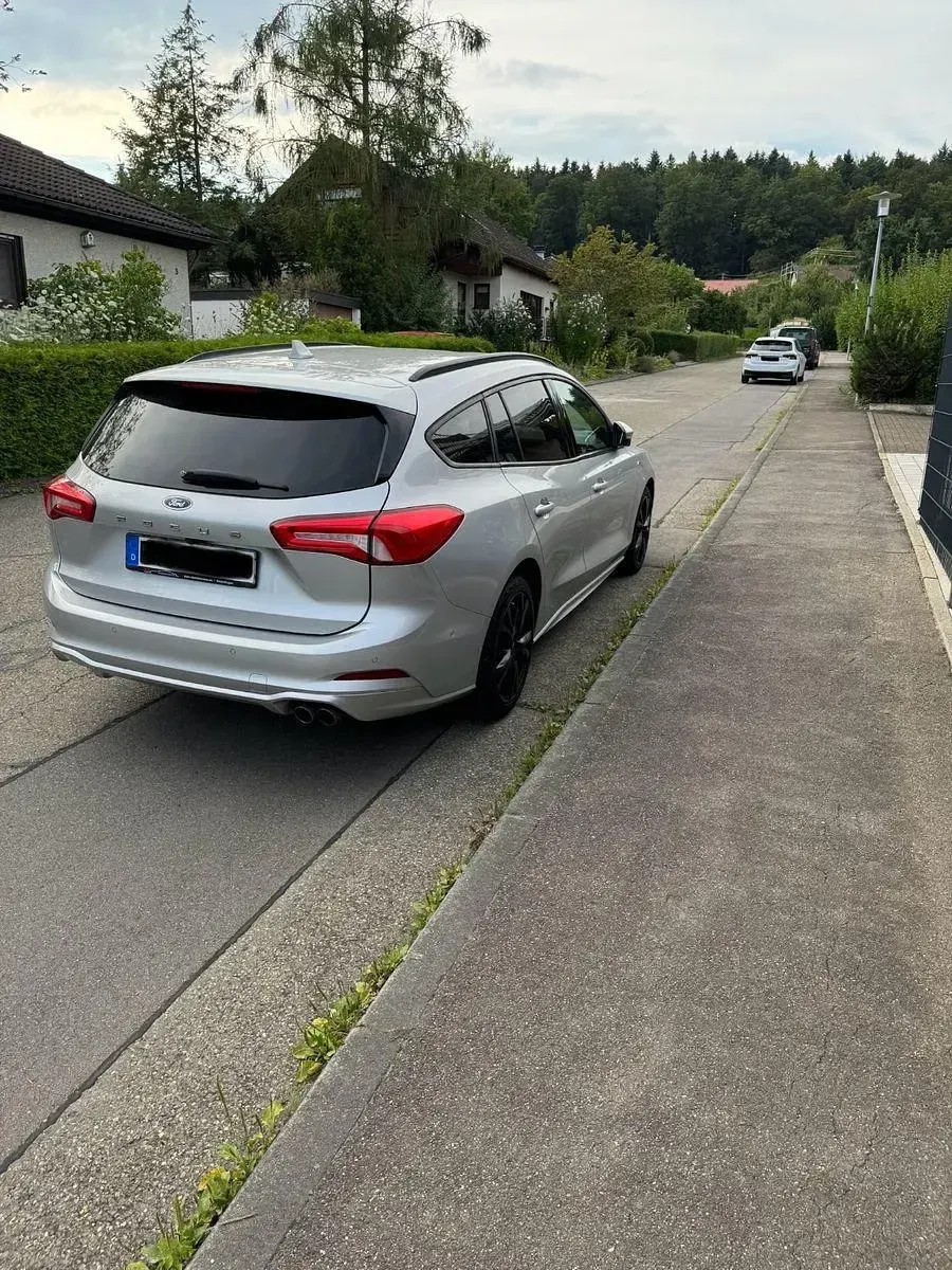Brugt Ford Focus ST-Line 150 HK (110 kW) 2020 Sølv Stationcar