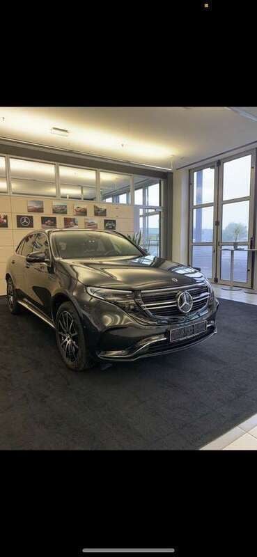 Grau Gebraucht 2022 Mercedes EQC400 SUV | 39.900 € (Fairer Preis) - Bild 1/4