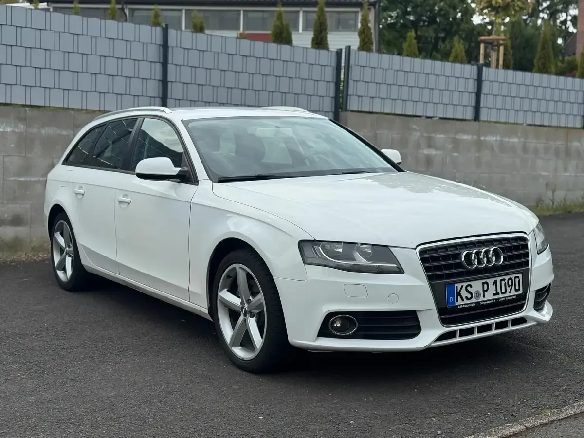 Gebraucht Audi A4 143 PS (105 kW) 2009 Weiß Kombi