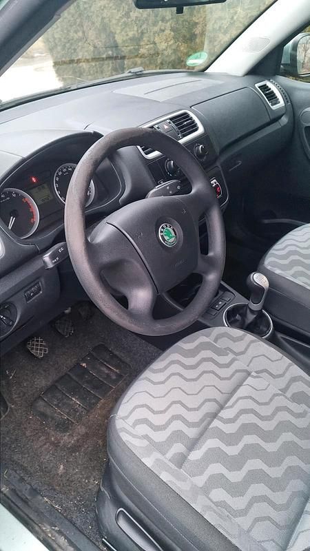 Gebraucht Skoda Fabia 69 PS (50 kW) 2009 Grün Kleinwagen