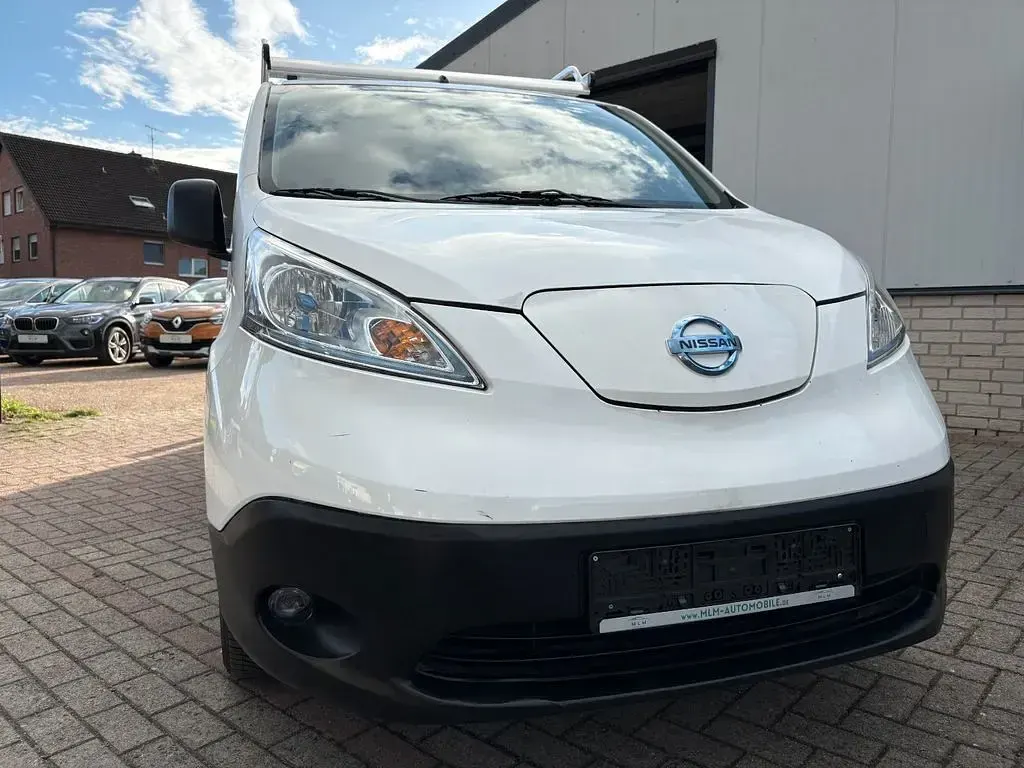 Gebraucht Nissan e-NV200 80 kW (109 PS) 2016 Weiß Van / Kleinbus