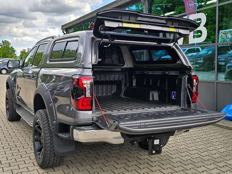 Neu Ford Ranger Platinum 241 PS (177 kW) 2025 Carbon grau metallic Pickup