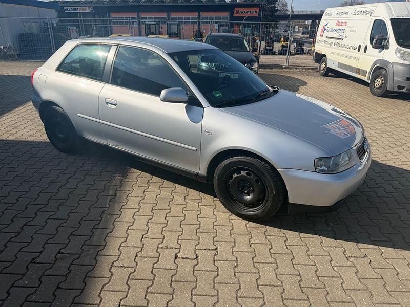 Gebraucht Audi A3 Ambiente 102 PS (75 kW) 2001 Silber Kleinwagen