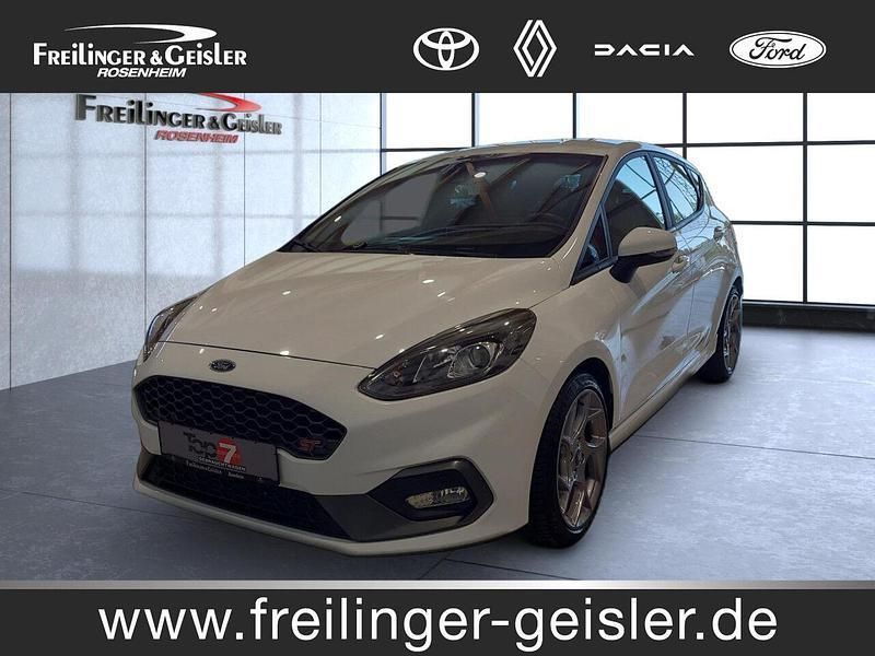 Frostweiß Gebraucht 2019 Ford Fiesta ST Kleinwagen | 17.990 € (Fairer Preis) - Bild 1/4