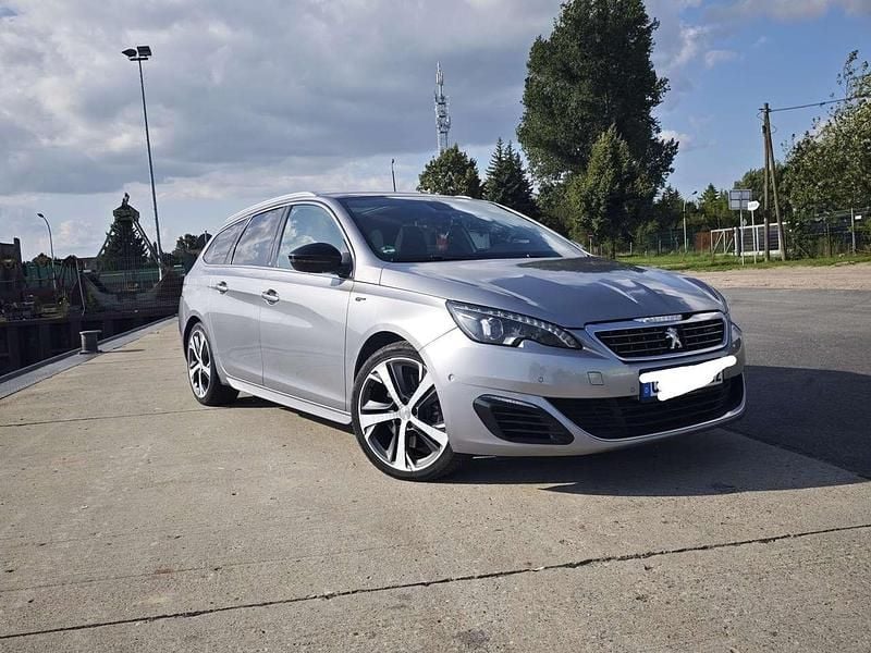 Grau Gebraucht 2016 Peugeot 308 GT Kombi | 11.000 € (Fairer Preis) - Bild 1/4