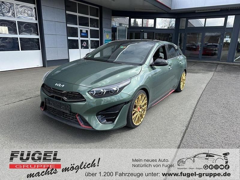 Gebraucht Kia ProCeed GT 204 PS (150 kW) 2023 Experience green met. Kombi