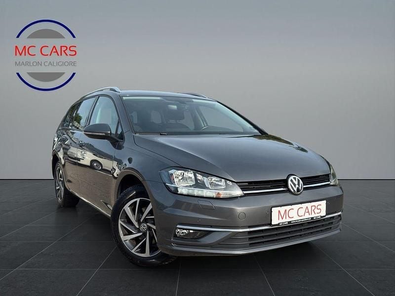 Grau Gebraucht 2018 VW Golf VII Sound Kombi | 15.590 € (Guter Preis) - Bild 1/4