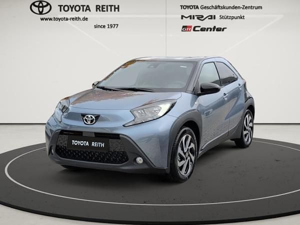 Blau Neu 2025 Toyota Aygo X SUV | 14.584 € (Superpreis) - Bild 1/4