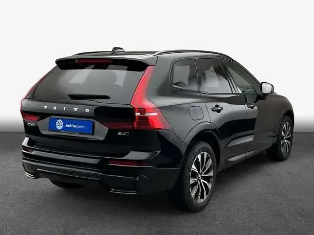 Gebraucht Volvo XC60 145 PS (106 kW) 2023 SUV
